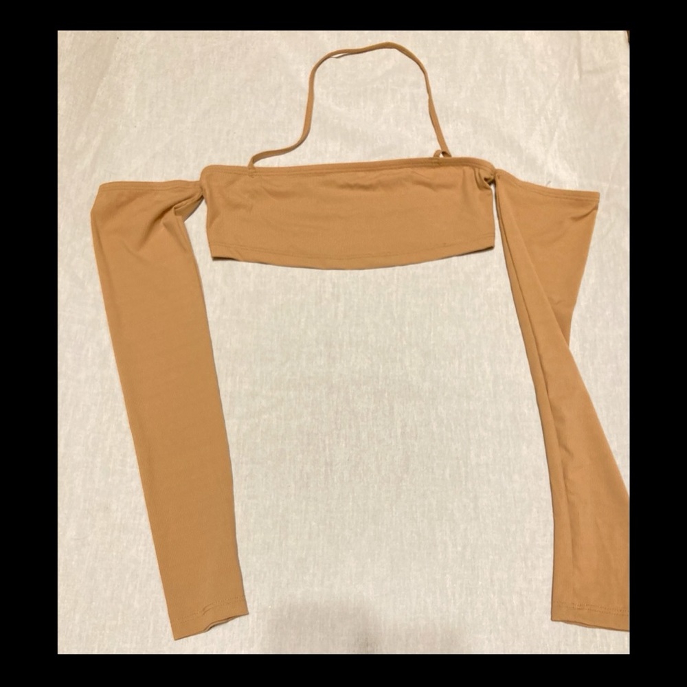 Long sleeve crop top